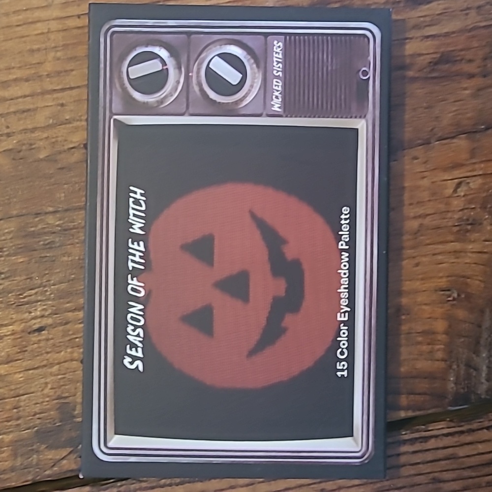 Wicked sisters- Season of the witch